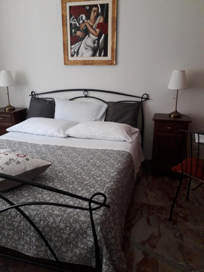 B&B A Spasso Per Torino Exterior photo